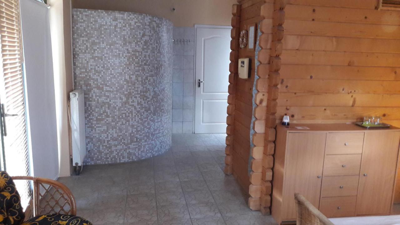 Szalay Villa Veszprém Eksteriør billede