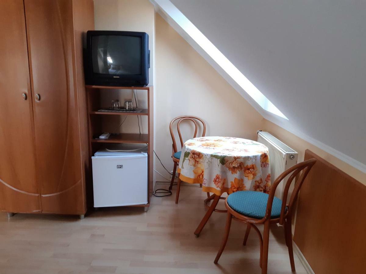 Szalay Villa Veszprém Eksteriør billede