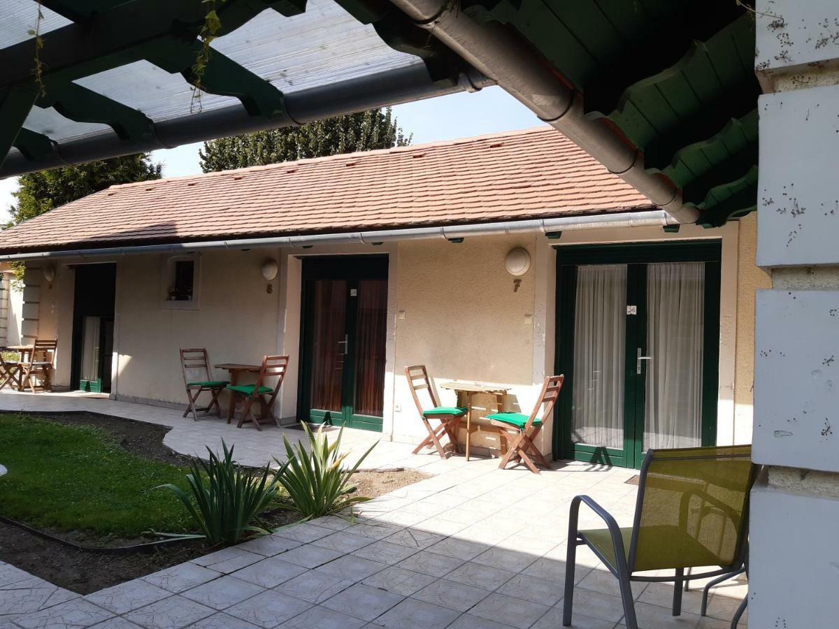 Szalay Villa Veszprém Eksteriør billede