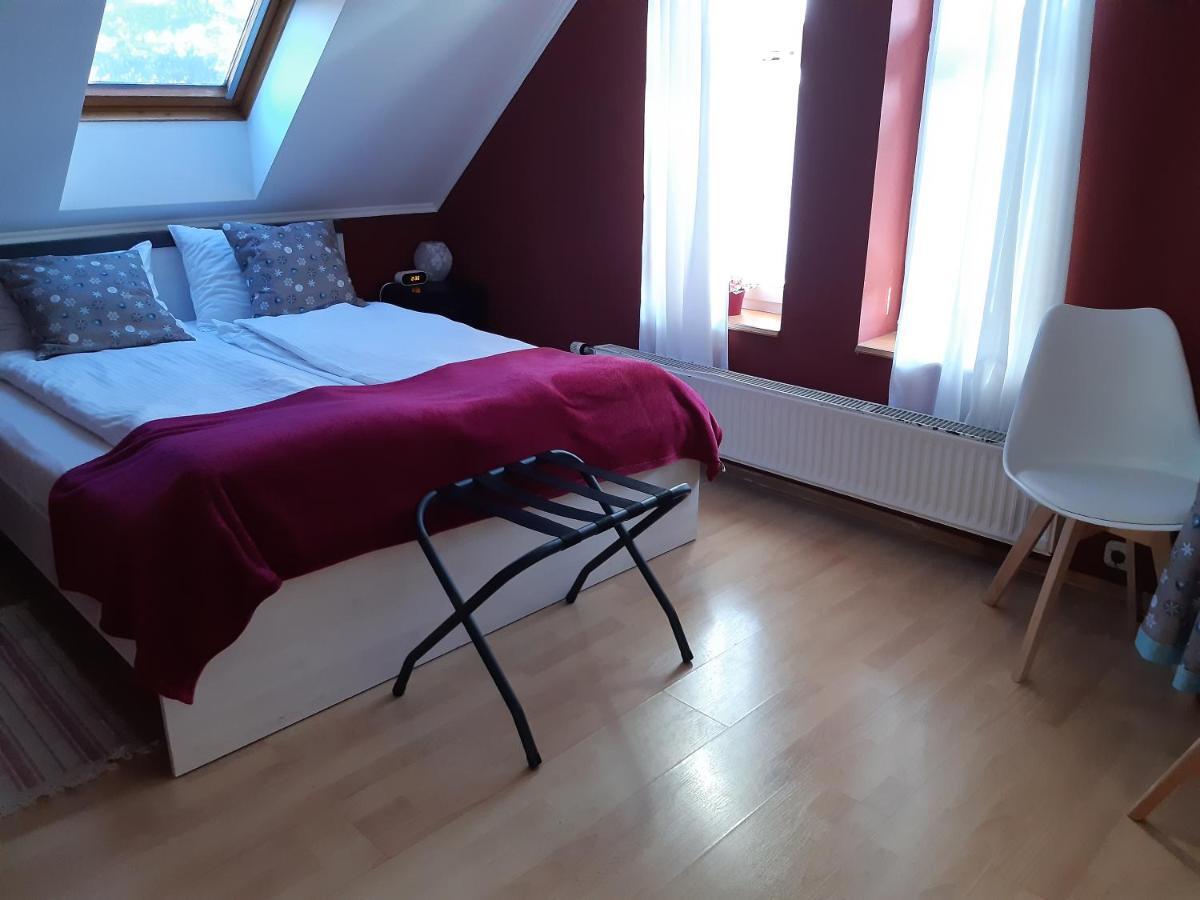 Szalay Villa Veszprém Eksteriør billede